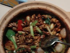 -八府香鸭·啫啫煲(华山路店)