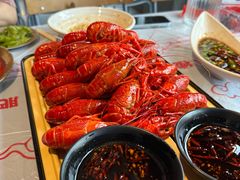 -肥肥虾庄·金牌油焖大虾(杨园滨江时代walk店)