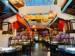 大堂-挂旗柴锅鸡(蚌山区嘉年华店)