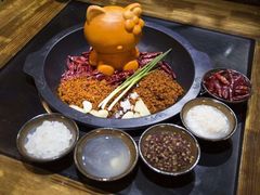 小Kitty全红锅-渝大龙重庆火锅(温泉月亮湾店)