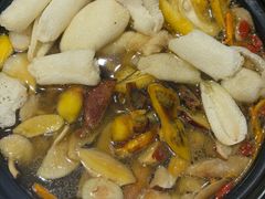 -菌之家·专业纯野生菌火锅·特色炒菌
