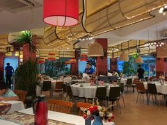 -刘姐啤酒鱼民族演艺餐厅(西街总店)