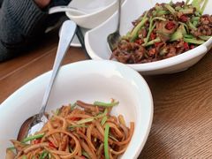 -湘力力小院·鱼汤泡饭(枫林路店)