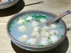 咸蛋黄鲜肉小馄饨-样样体面(宝安支路店)