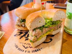 吞拿鱼船长-Catch Bagel(芳草地店)