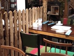 大堂-三个大叔烤羊肉串·炭炉砂锅菜(西三旗店)