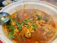 -魏铭鱼头捞饭(晋阳路店)