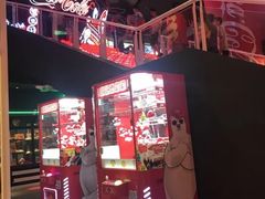 -东方明珠·可口可乐欢乐餐厅