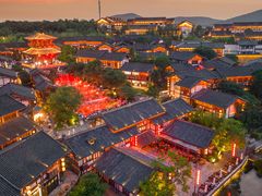 -茅山东方盐湖城景区