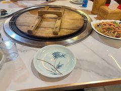 -人民公社铁锅炖·东北菜(卫国道店)