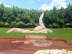 -上海市龙华烈士陵园