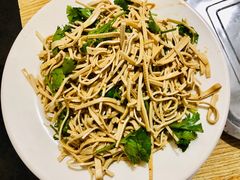 凉拌豆腐皮-老三烧烤(二环西路店)