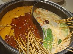 -钢管厂五区小郡肝串串香(蜀都万达店)