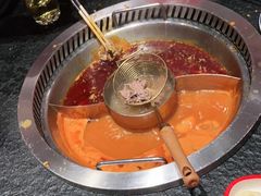 -醉董牛川派鲜肉自选火锅(烟台店)