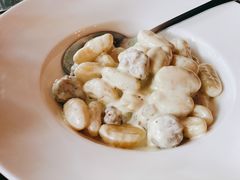 土豆面配香肠蓝乳酪酱-La Tavernetta(Bar à Vin)(乌鲁木齐路店)