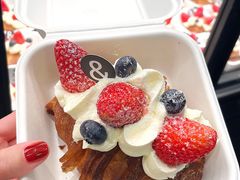 -BUTTERFUL&CREAMOROUS 黄油与面包(三里屯太古里店)