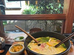 -银米·云南传统过桥米线(双廊黑金冠店)