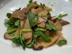 -品悦酒店(三林古镇店)