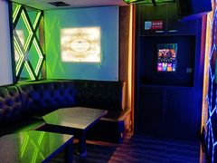 -环球梦主题KTV(曲阳生活购物中心店)