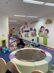 -孩子王童乐园(西安万象城店)