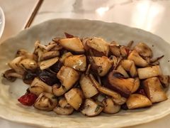 白蘑菇-Ministry of Crab•MOC(交子大道店)