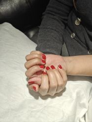 -悦指间美甲美睫