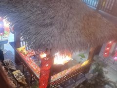 -鱼满舱·鲜活海鲜·正宗鲁菜
