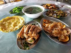 -红月湾海鲜饭店•沙滩海景(双月湾店)