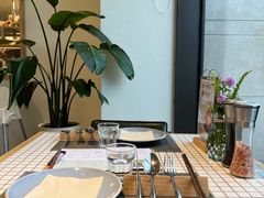 靠窗位-小满Grainkitchen(滨江商业广场店)