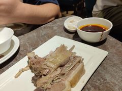 手抓羊肉半斤-贯贯吉·清真餐厅(浙江中路店)