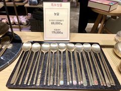 -新世界百货(明洞总店)