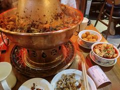 -炉小二铜锅牛蛙•川湘菜(三里屯店)