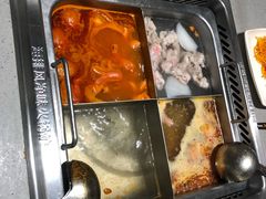 四宫格锅底-海底捞火锅(吴中路店)