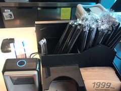 -瑞幸咖啡(三里屯SOHO-6号楼店)