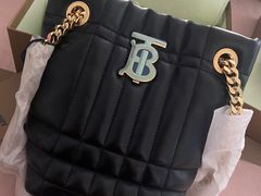 -BURBERRY(上海港汇恒隆广场店)