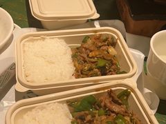 -费大厨辣椒炒肉(太平老街店)