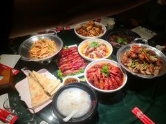 -叶派龙虾•招牌香辣蟹·海鲜(中海国际店)