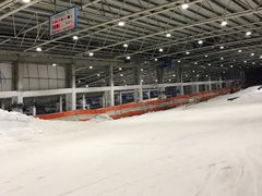 -乔波室内滑雪场