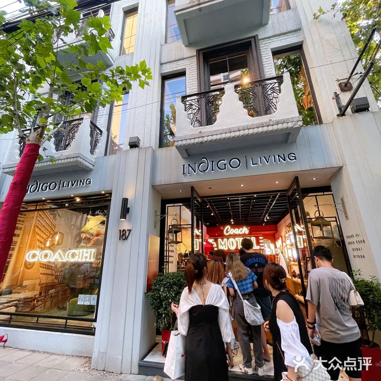 如此有情怀又有颜值的快闪店|COACH