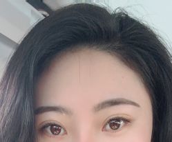 -灰姑娘美甲美睫馆