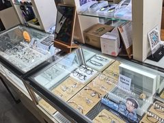 -视野联行眼镜蔡司·依视路官方授权店(顺城店)