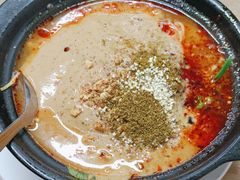 -小街曹师傅砂锅麻辣烫(亚泰大街店)