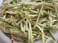 麻酱拌西葫芦丝-张记焖窑·十五年专注焖烤(雍和宫店)