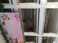 -上海市虹口区青少年活动中心(欧阳路)