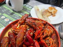 -金马门国际美食百汇(珞喻路店)