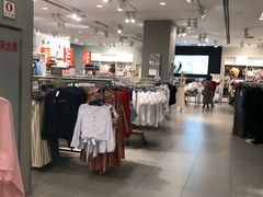 -H&M(鹏欣水游城店)