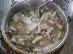 -阿婆东山羊肉店(鸿港海鲜批发市场店)