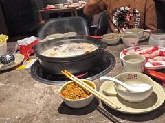 -三人行骨头王火锅(长寿店)