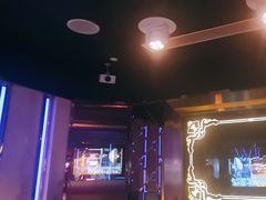 -温莎KTV(珠江路店)