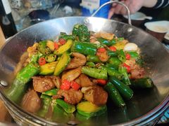 干锅肥肠-周大厨辣椒炒肉(巨龙路店)
